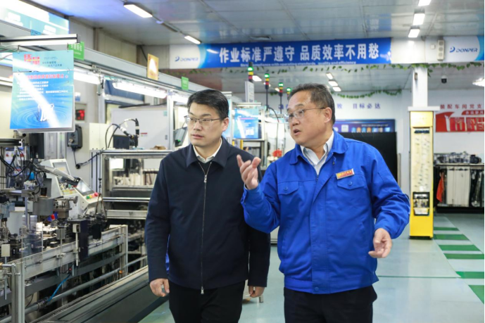 胡国珍校长带队赴东贝集团调研